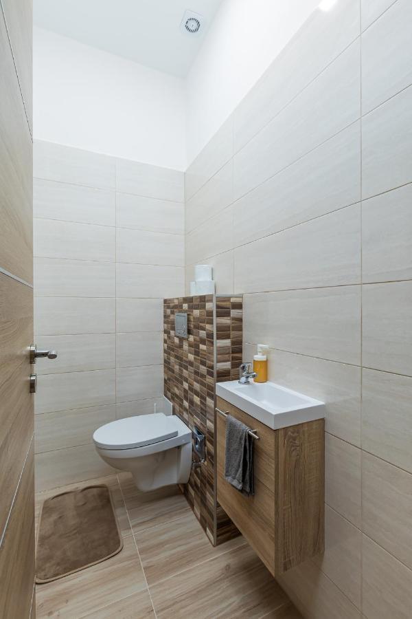 דירה Csengery Deluxe With Balcony בודפשט