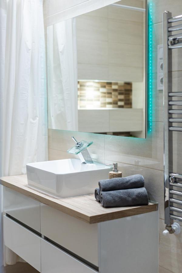 דירה Csengery Deluxe With Balcony בודפשט